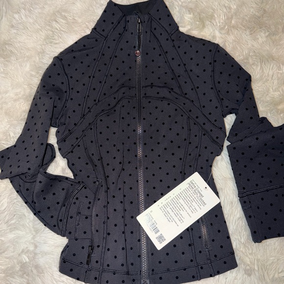 LULULEMON Flocked Define Cropped Jacket with Polka Dots - Picture 4 of 10